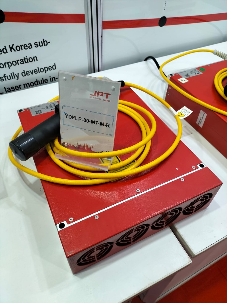 JPT YDFLP fiber laser source